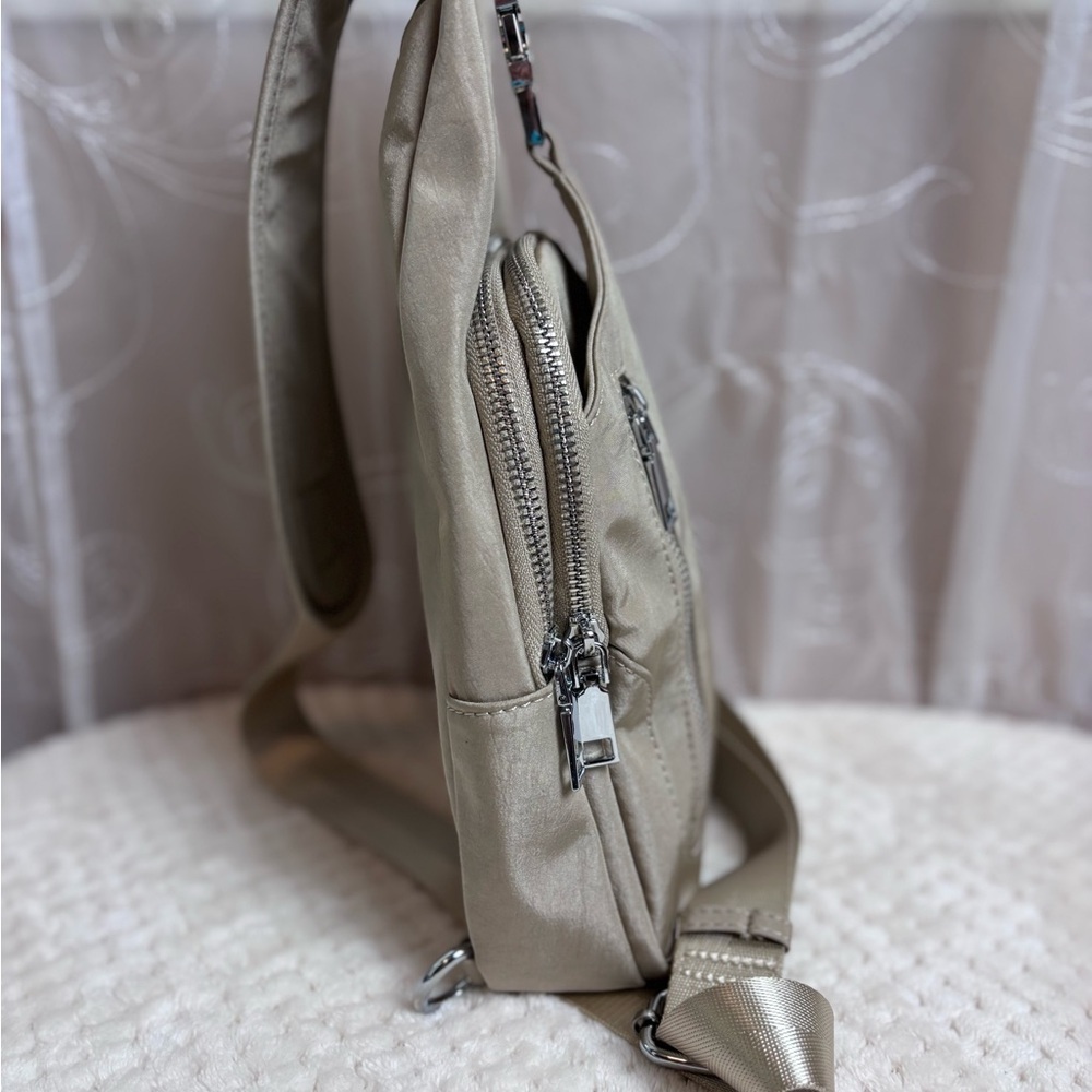 Madison West Los Angeles Nylon Sling Bag w/Adjustable Strap - Picture 10 of 16